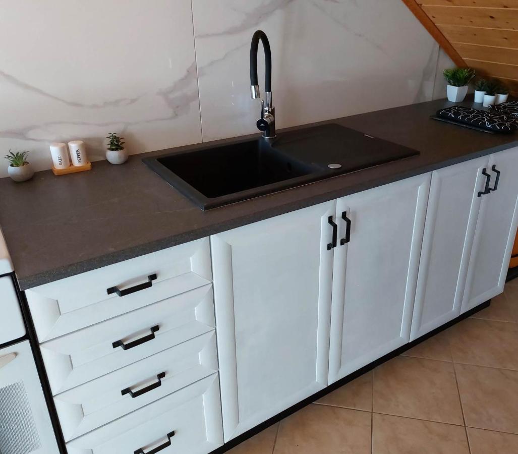 Apartmani Mare Шибеник Экстерьер фото